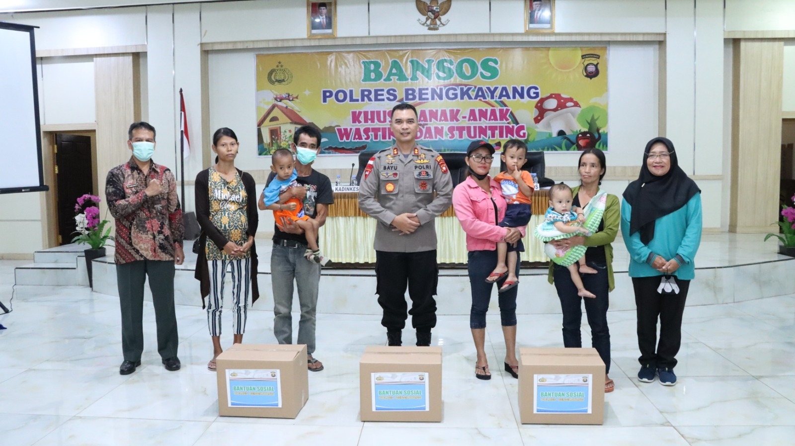 Ribuan Paket Bansos Untuk Balita Wasting dan Stunting, disebar Polres Bengkayang