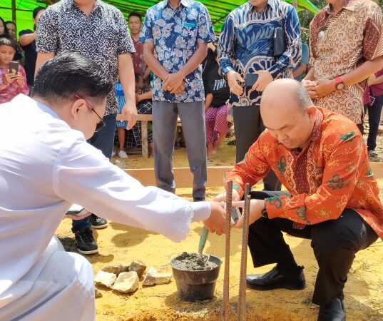 Pembangunan Gereja Katolik Stasi St.Ignasius Loyola Andong, Samuel : Semoga nantinya ada bantuan dan donasi dari dari berbagai pihak