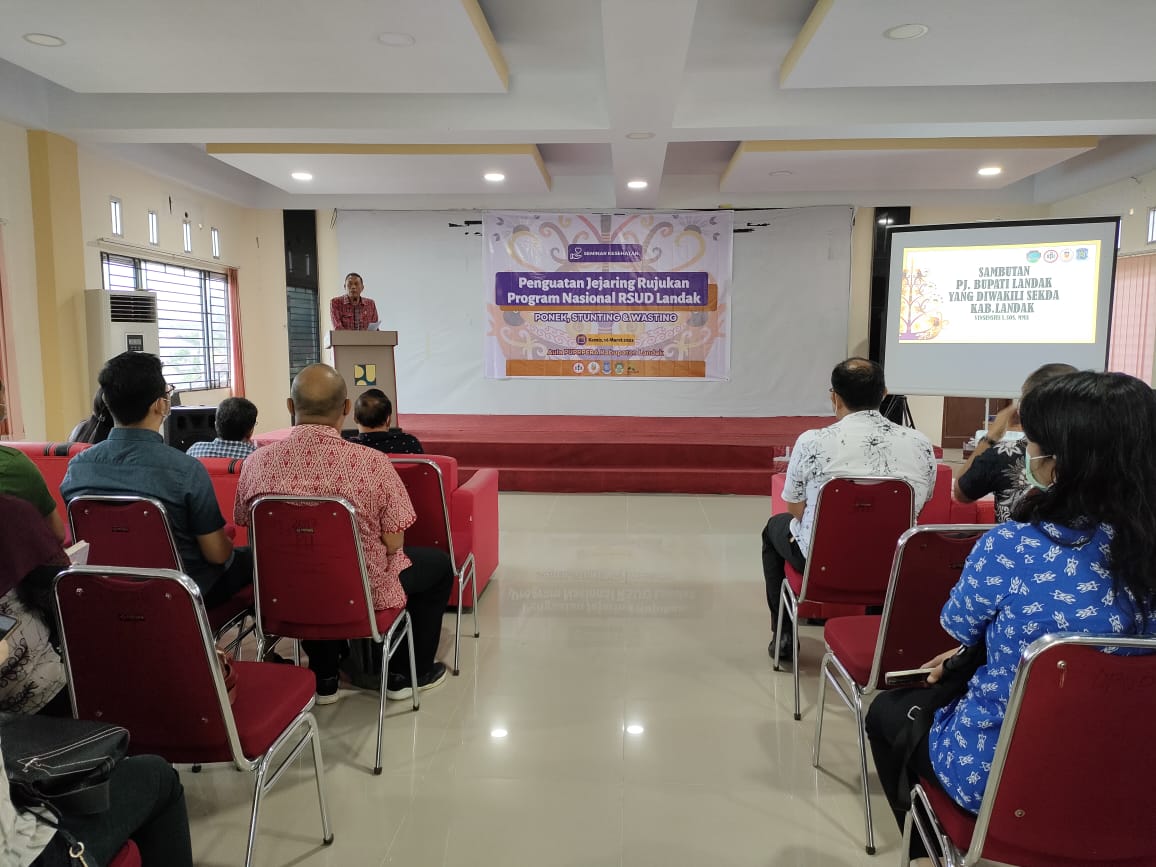 Vinsensius Buka Seminar Kesehatan penguatan jejaring Rujukan program nasional, ponek, stunting dan wasting RSUD Landak