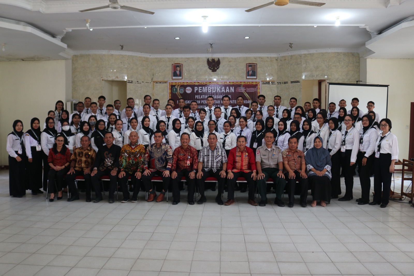 Buka Latsar CPNS Kabupaten Landak Angkatan CLXXI dan CLXXII, Vinsensius : Momentum Pelatihan Dasar CPNS