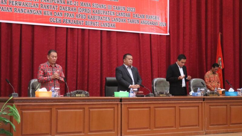 Wakili Pj.Bupati, Vinsensius Hadiri Rapat Paripurna Ke- 20 dan Ke-21 Masa Sidang III Tahun 2023