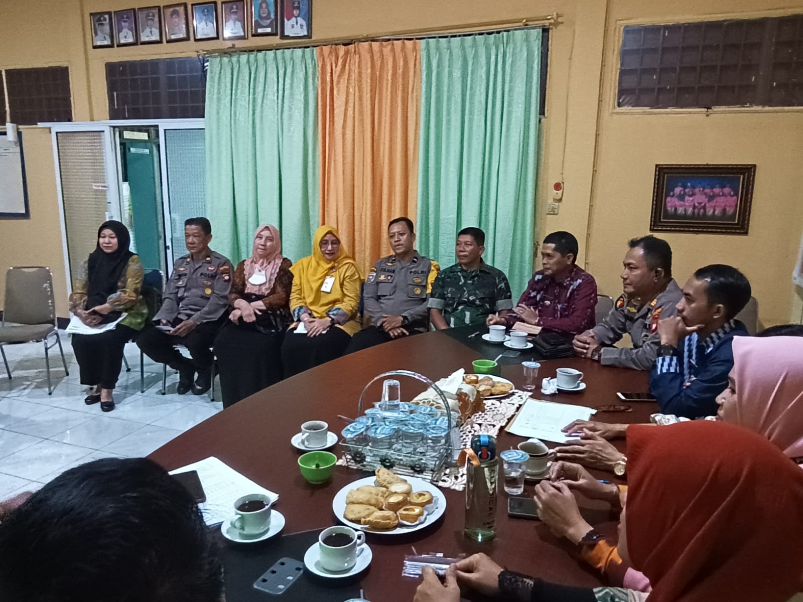 Kapolsek Pontianak Barat gelar Jum’at Curhat bersama Forkopimcam