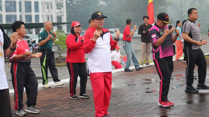 Samuel Buka Kegiatan Senam Masal, Cek Kesehatan Gratis, Pameran Kuliner/Kerajinan UMKM, dan Perlombaan, dalam Rangka Peringatan HUT RI Ke-78