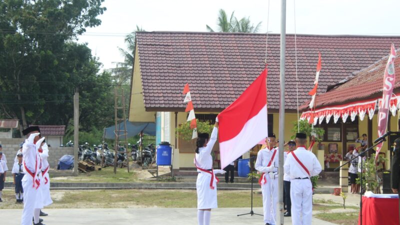 SMPN 05 Mandor Laksanakan Upacara Peringatan Detik Detik Proklamasi ke 78