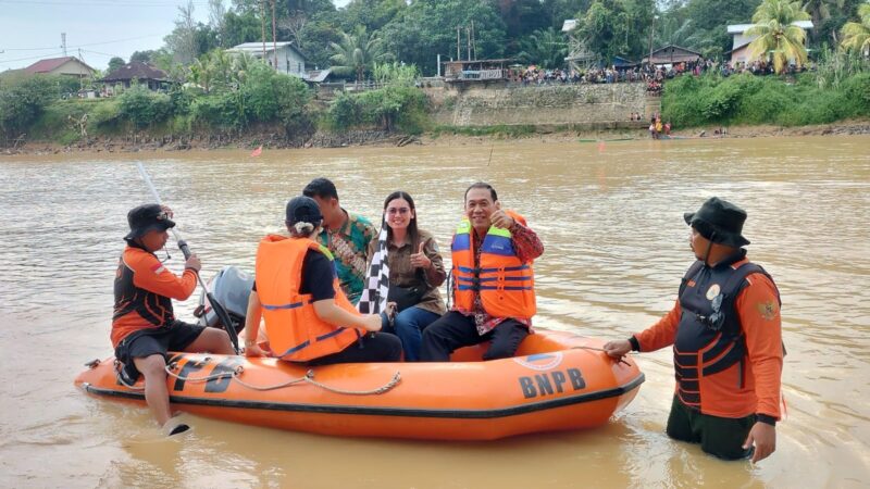 Buka Lomba Perahu Sampan Bidar Cup 1, Vinsensius : Lestarikan Adat Budaya Robo-Robo