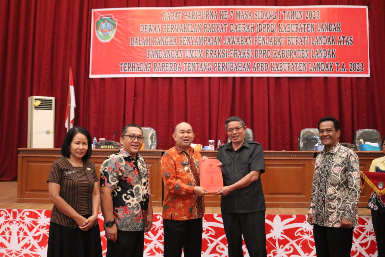 Samuel Hadiri Rapat Paripurna Ke-7 Masa Sidang I Tahun 2023 DPRD Kab. Landak