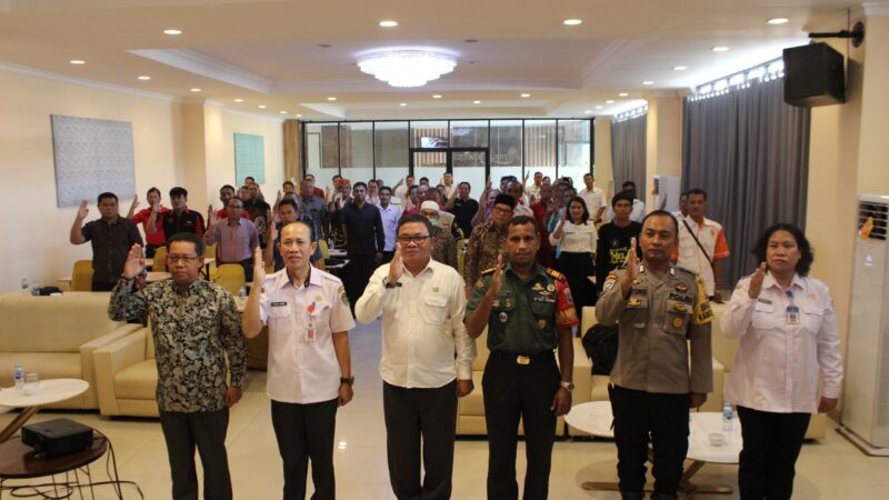 Yonas mewakili Pj.Bupati Buka Kegiatan pelaksanaan kebijakan di bidang pendaftaran pemberdayaan ormas, sekaligus sosialisasi peraturan bupati nomor 42 tahun 2023