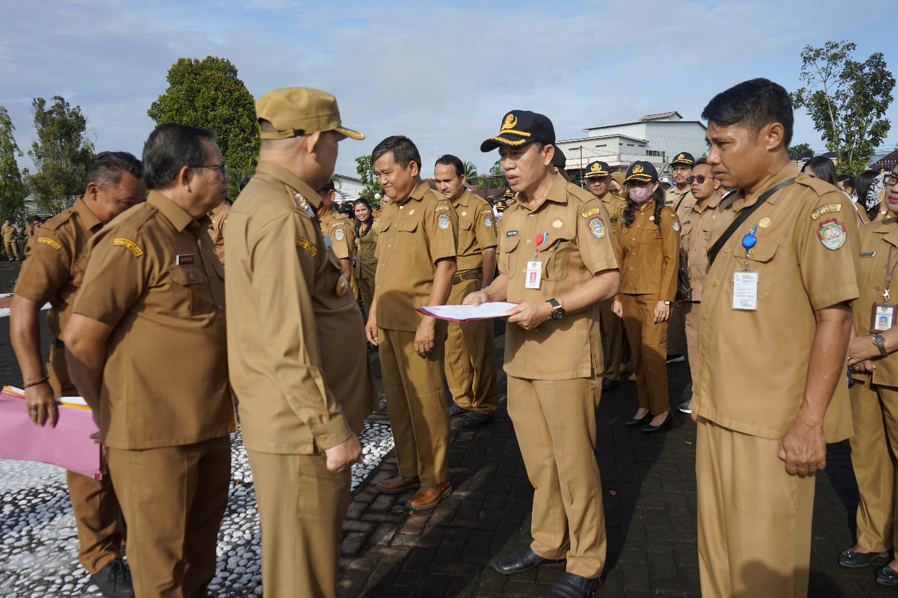 Pimpin Apel Kesiapan Pelaksanaan Tugas Tahun 2024, Samuel : Berikan Pelayanan Terbaik