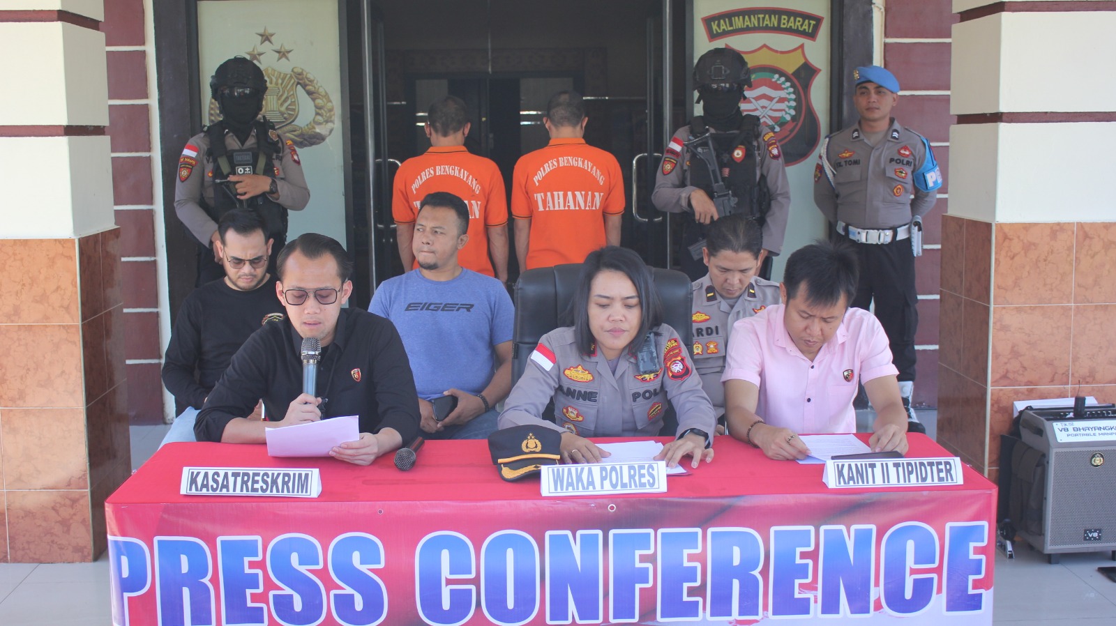 Dua Tersangka PETI diamankan Polres Bengkayang