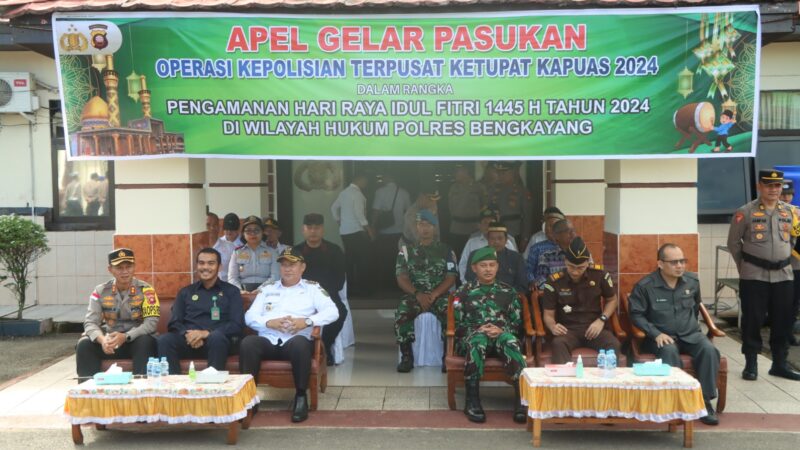 Apel ‘Pasukan Ops Ketupat Kapuas 2024’, TNI-Polri Siap Amankan Perayaan Idul Fitri 1445 Hijriah