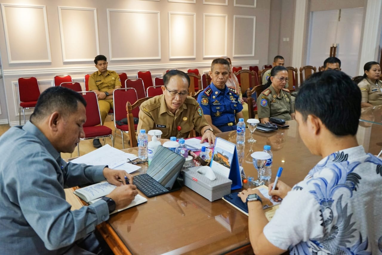 Pj.Bupati Landak Rapat Bersama KPU Bahas Tahapan Pilkada 2024