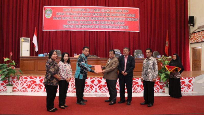 Pj.Bupati Landak Hadiri Rapat Paripurna Ke-10 Masa Sidang III Tahun 2024