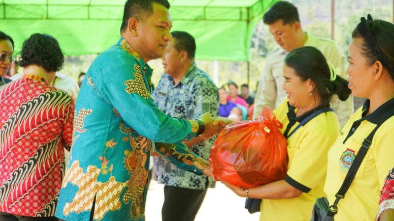 Dr. Gutmen Hadiri Deklarasi ODF di Desa Bilayuk