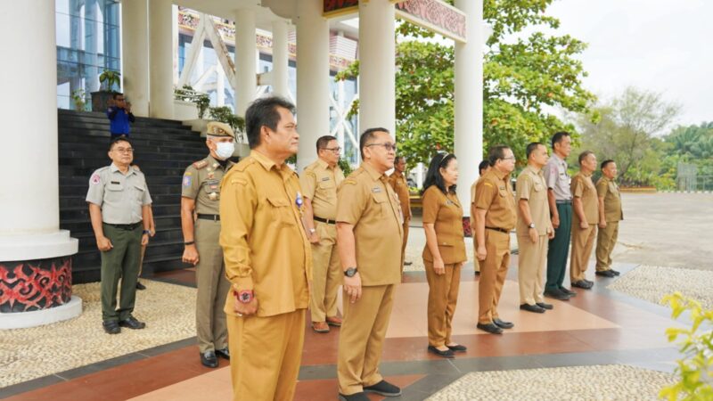Pimpin Apel Senin Pagi, Dr. Gutmen  ASN Agar Tidak Tunda Pekerjaan