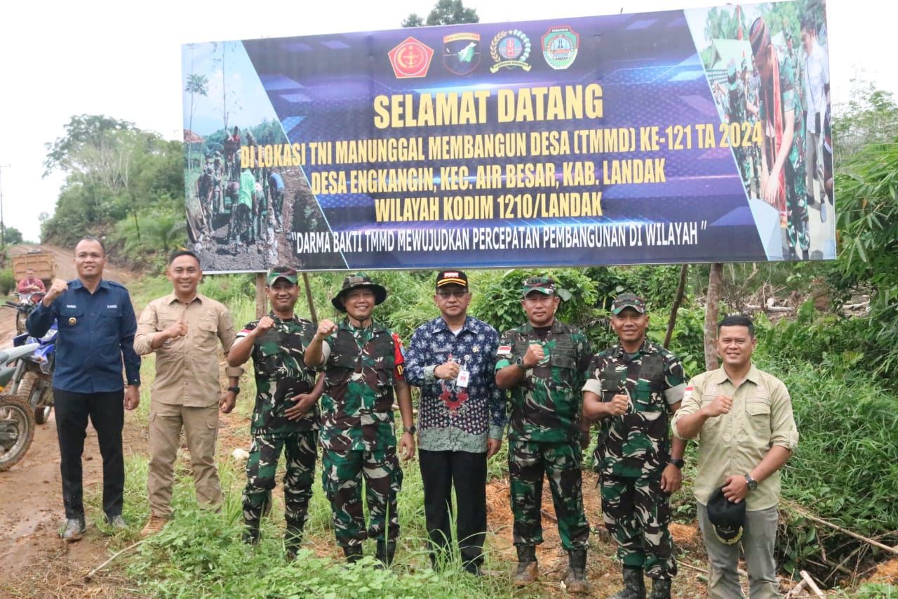 Gutmen  Hadiri Penutupan TMMD ke-121 di Desa Engkangin