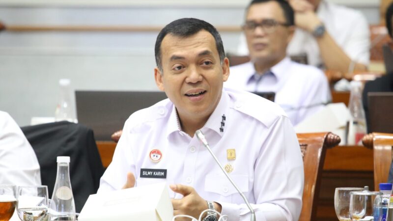 Silmy Karim,  Revisi UU Imigrasi untuk Penguatan Pengawasan WNA dan Perbaikan Pelayanan