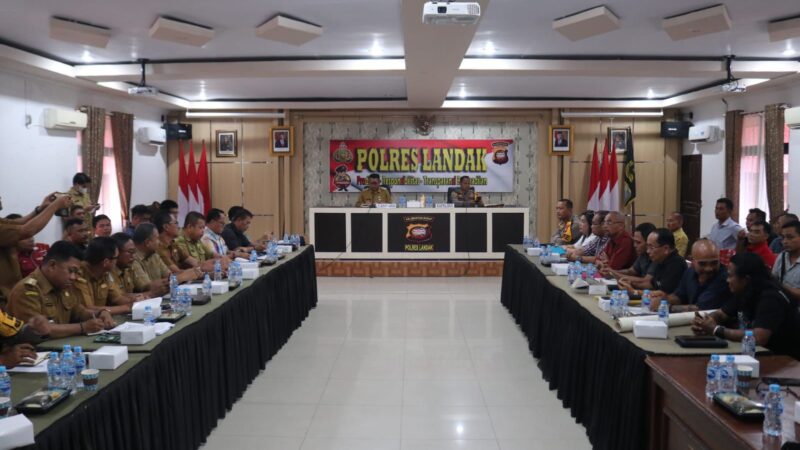 Gutmen  Hadiri Mediasi Permasalahan Lahan antara Dusun Nangka Sengah Temila dan Dusun Sindur Sebangki dengan PT. SMS