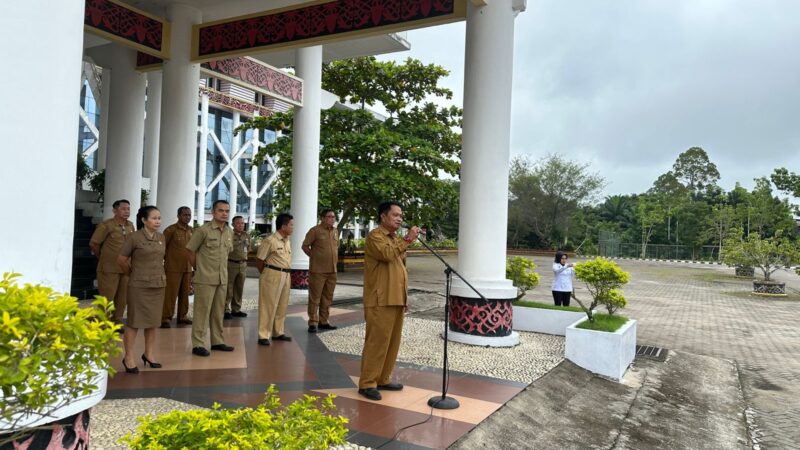 Pimpin Apel Pagi, Plt. Kadis Kominfo  Bijak Menggunakan Media Sosial