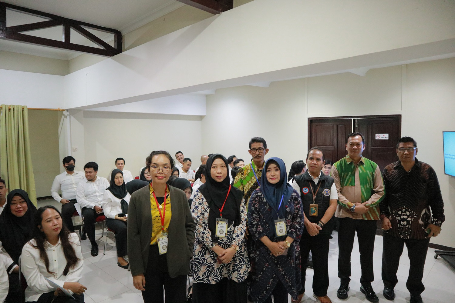 Kanwil Kemenkumham Kalbar Gelar Pelaksanaan CAT Notaris di BKN Pontianak