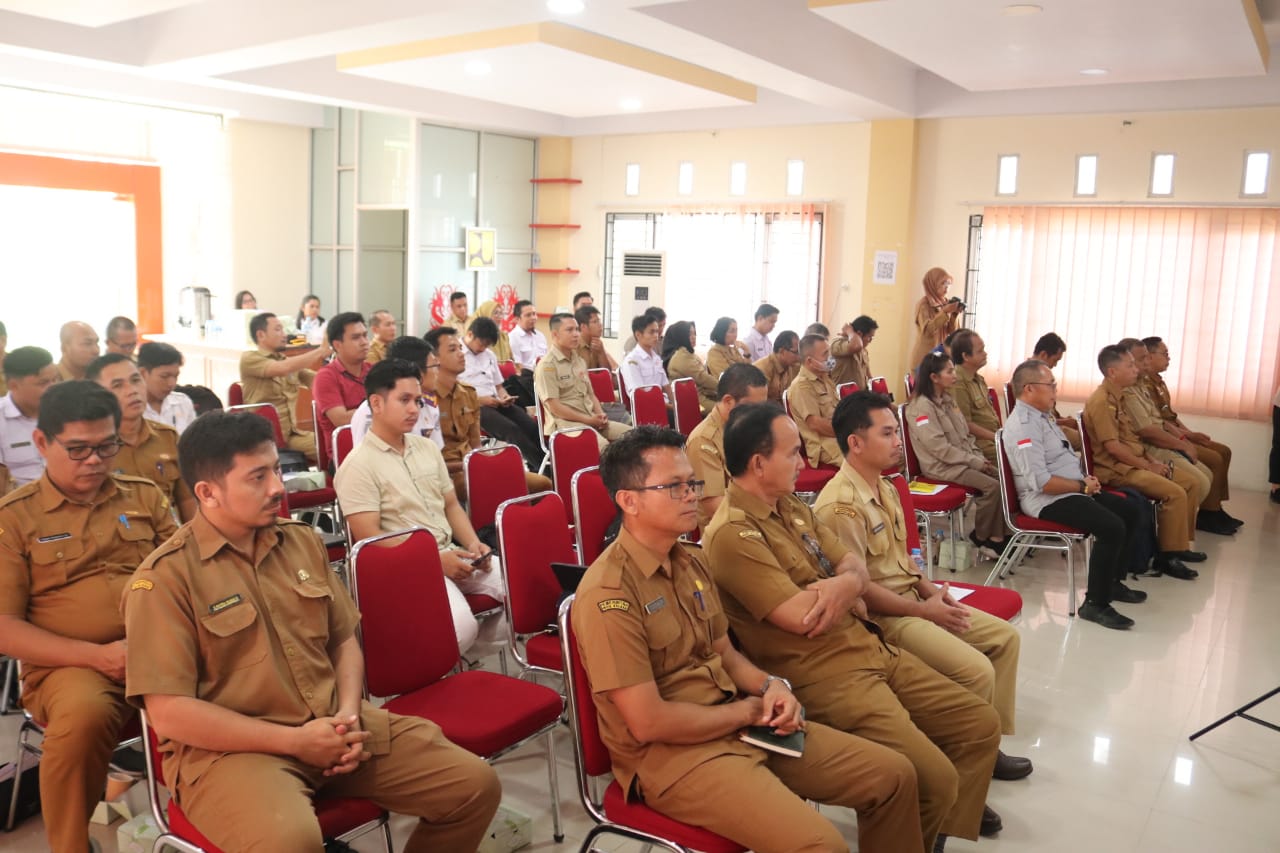 Gutmen Nainggolan Buka Konsultasi Publik II Revisi Rencana Tata Ruang Wilayah ( RTRW) dan Kajian Lingkungan Hidup Strategis ( KLHS