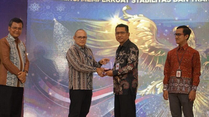 Raih Juara 1 Lomba ASN Digital Kategori Pemda, Gutmen Nainggolan Mengucapkan Terima Kasih Kepada Para ASN Di Pemerintah Kabupaten Landak Atas Prestasi Yang Di Raih