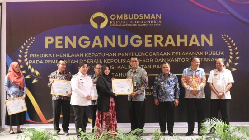 Pemkab Landak Raih Predikat Zonasi Hijau Opini Kualitas Tinggi Penilaian Kepatuhan Penyelenggaraan Pelayanan Publik Tahun 2024