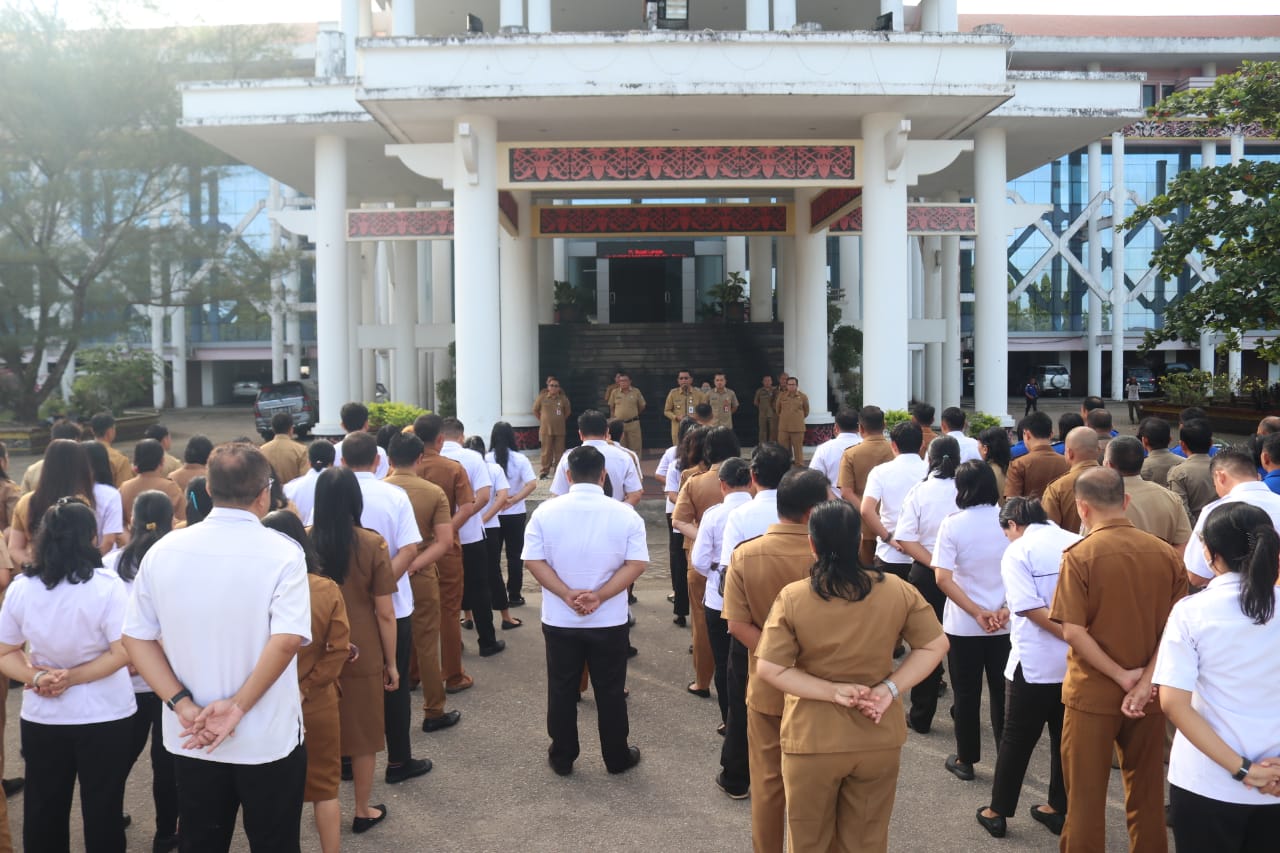 Gutmen Nainggolan Ucapkan Terima Kasih Atas Kerja Keras Semua Pegawai Pemerintah Kabupaten Landak Yang Telah Bersinergi Dan Berkolaborasi