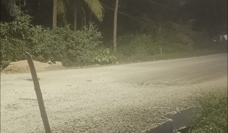 MARKA JALAN HILANG, BOX CULVERT RUSAK DI JALUR NASIONAL MEMPAWAH: KECELAKAAN MENANTI, NEGARA DI MANA?