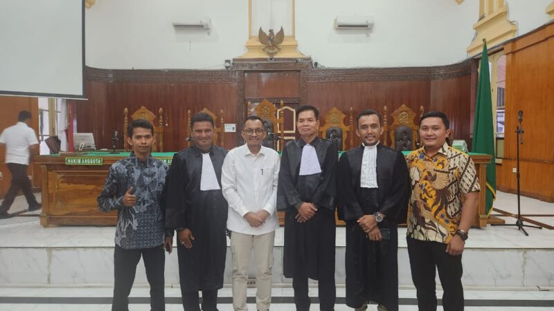 Kuasa Hukum Ilyas Sitorus Bacakan Duplik, Bantah Tuduhan JPU