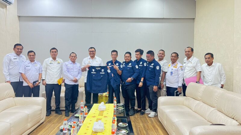 Tim Advokasi Bidkum Deliserdang sehat tatap muka dengan Bupati Deliserdang dr Asri Ludin Tambunan