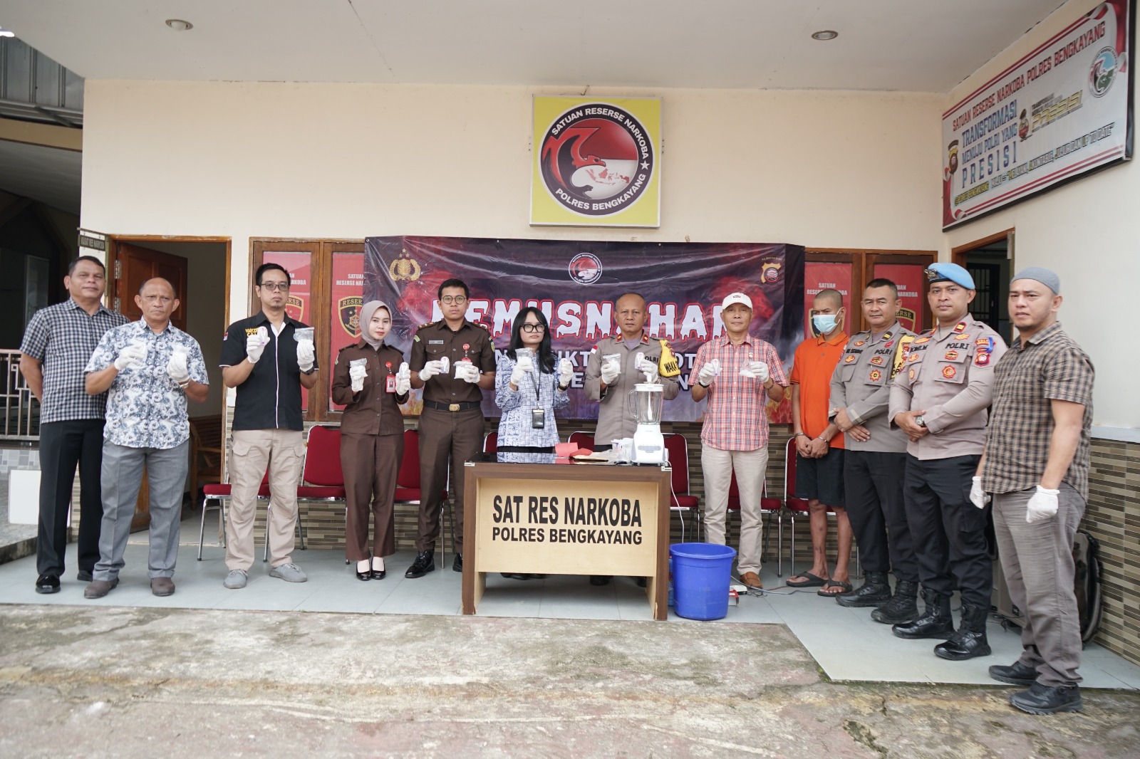 Transparan dan Terbuka, Polres Bengkayang Musnahkan 569,73 Gram Narkotika Jenis Sabu