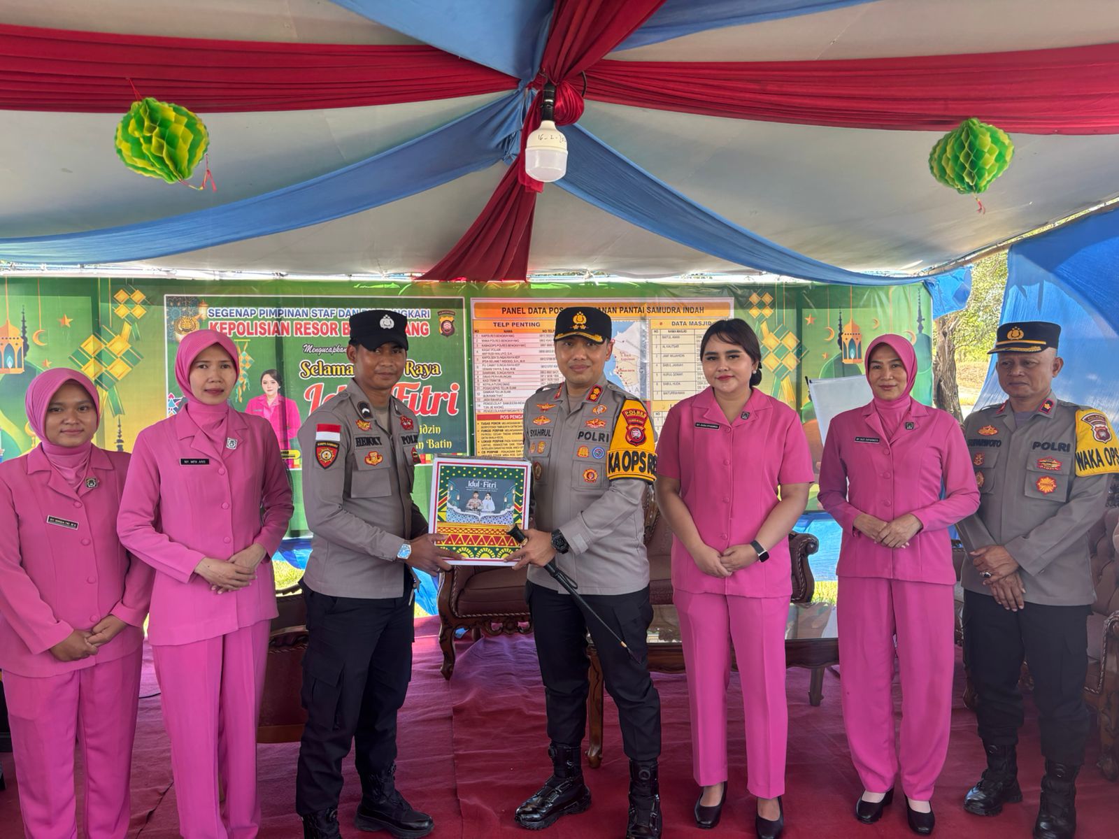 Pantau Arus Libur Lebaran, Kapolres Bengkayang Kunjungi Pospam Simpang Pantai Samudera Indah