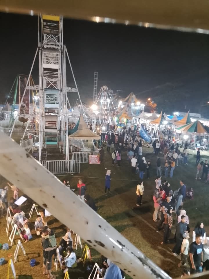 Alun-Alun Jadi Pasar Malam, Warga Galang Sindir Pemerintah: Ruang Publik Dibangun dari Uang Rakyat, Dipakai Seenaknya