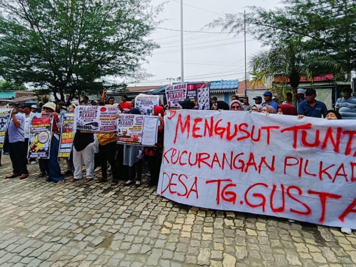 Aksi Unjuk Rasa Warnai Polemik Pilkades Tanjung Gusta, Masyarakat Ajukan 7 Tuntutan