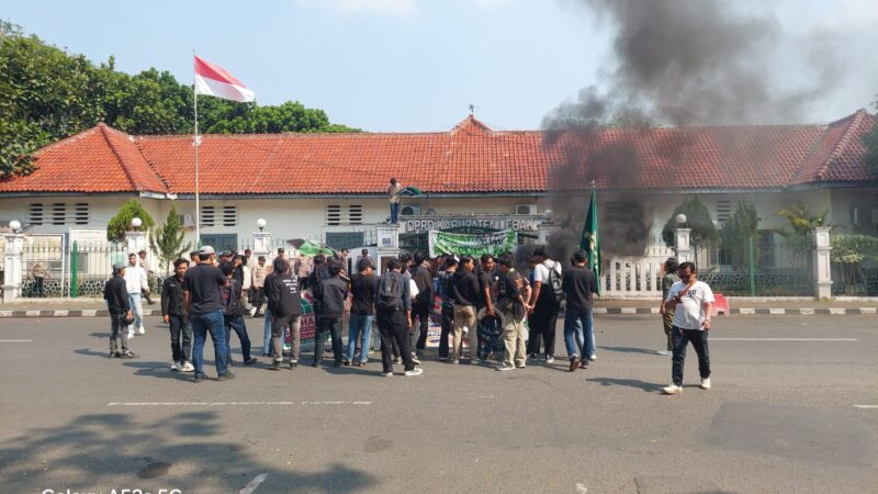 30 Tahun Kudatuli: Saat PDIP Terus Menuntut Keadilan Korban Penculikan, Ketua DPRD Lebak Justru Didemo Atas Dugaan Keterkaitan Kasus Penculikan