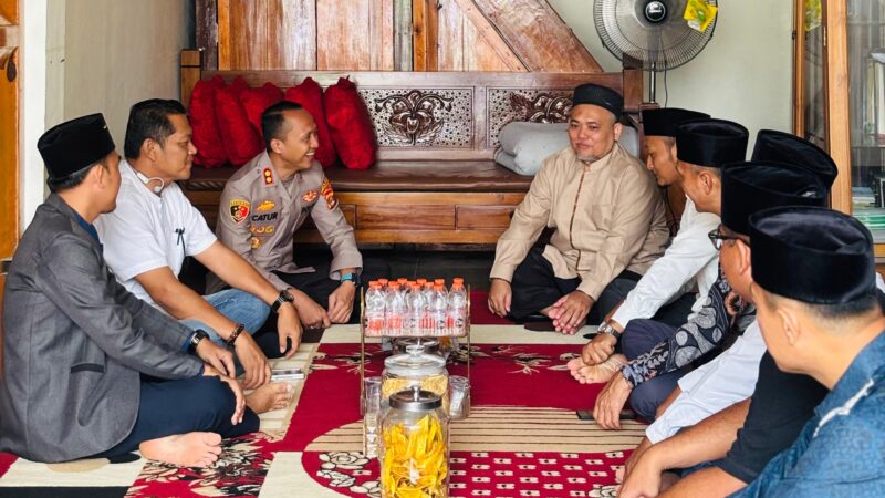 Kapolres Lubuk Linggau Melaksanakan Kunjungan Silaturahmi Kepada Ketua NU