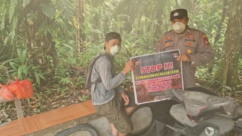 Sigap Cegah Karhutla, Polisi Kuala Behe Sambangi Warga Bawa Pesan Waspada Asap