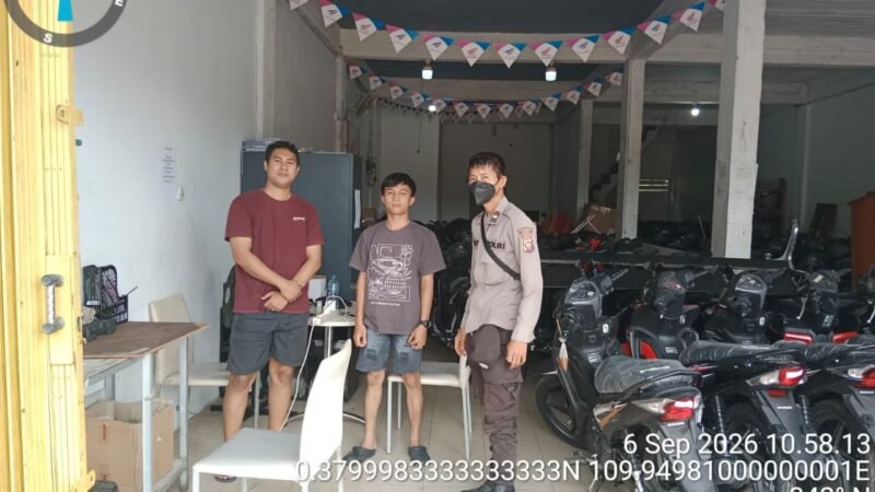 Persempit Ruang Gerak Pelaku Kejahatan, Polsek Ngabang Intensifkan Patroli Dialogis