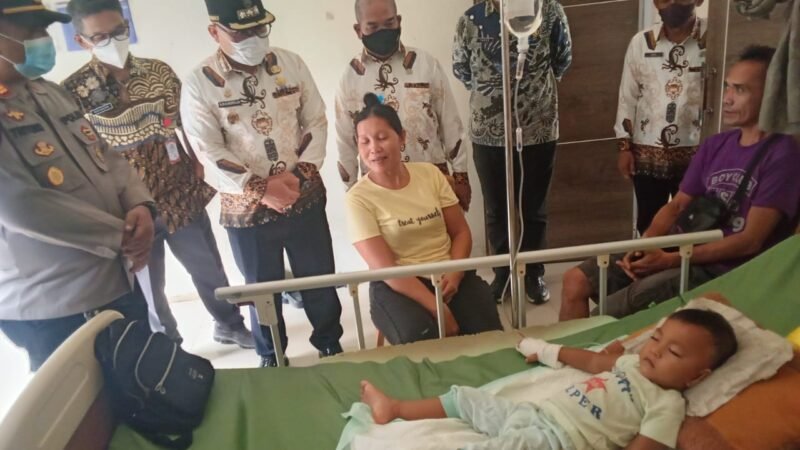 Cek Kondisi Pasien ISPA, Forkopimcam Sengah Temila Pastikan Pelayanan Kesehatan di Puskesmas Pahauman Berjalan Optimal