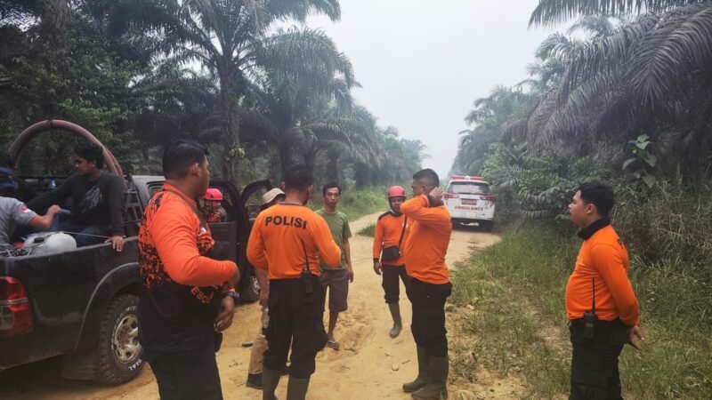 Polres Landak Uji Coba X-Fire untuk Padamkan Karhutla di Lahan Gambut