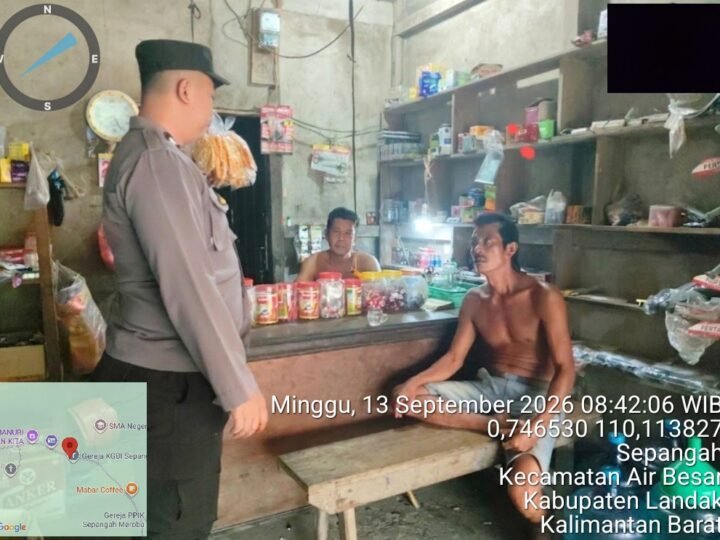 Patroli di Tengah Kabut Asap, Polisi Sambangi Warga dan Ingatkan Bahaya Karhutla