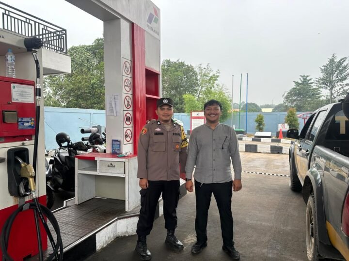 Antisipasi Gangguan Kamtibmas, Polisi Sambangi Sejumlah Tempat Usaha di Sungai Tebelian