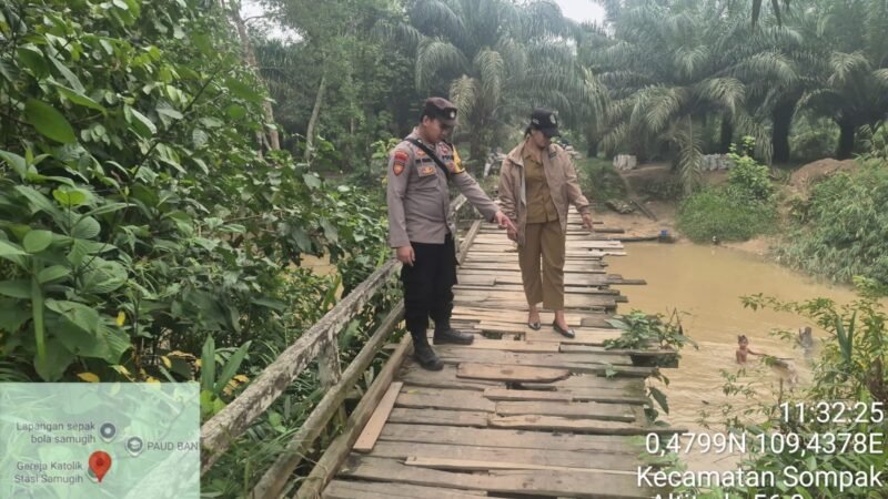 POLRI HADIR, BERSAMA PEMERINTAH DESA CEK JEMBATAN RUSAK DAN LAKUKAN MITIGASI KESELAMATAN WARGA DI DUSUN SEMUGIH
