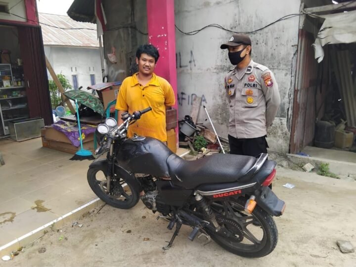 Temui Warga Saat Patroli, Polisi Tekankan Kewaspadaan terhadap Tindak Kejahatan
