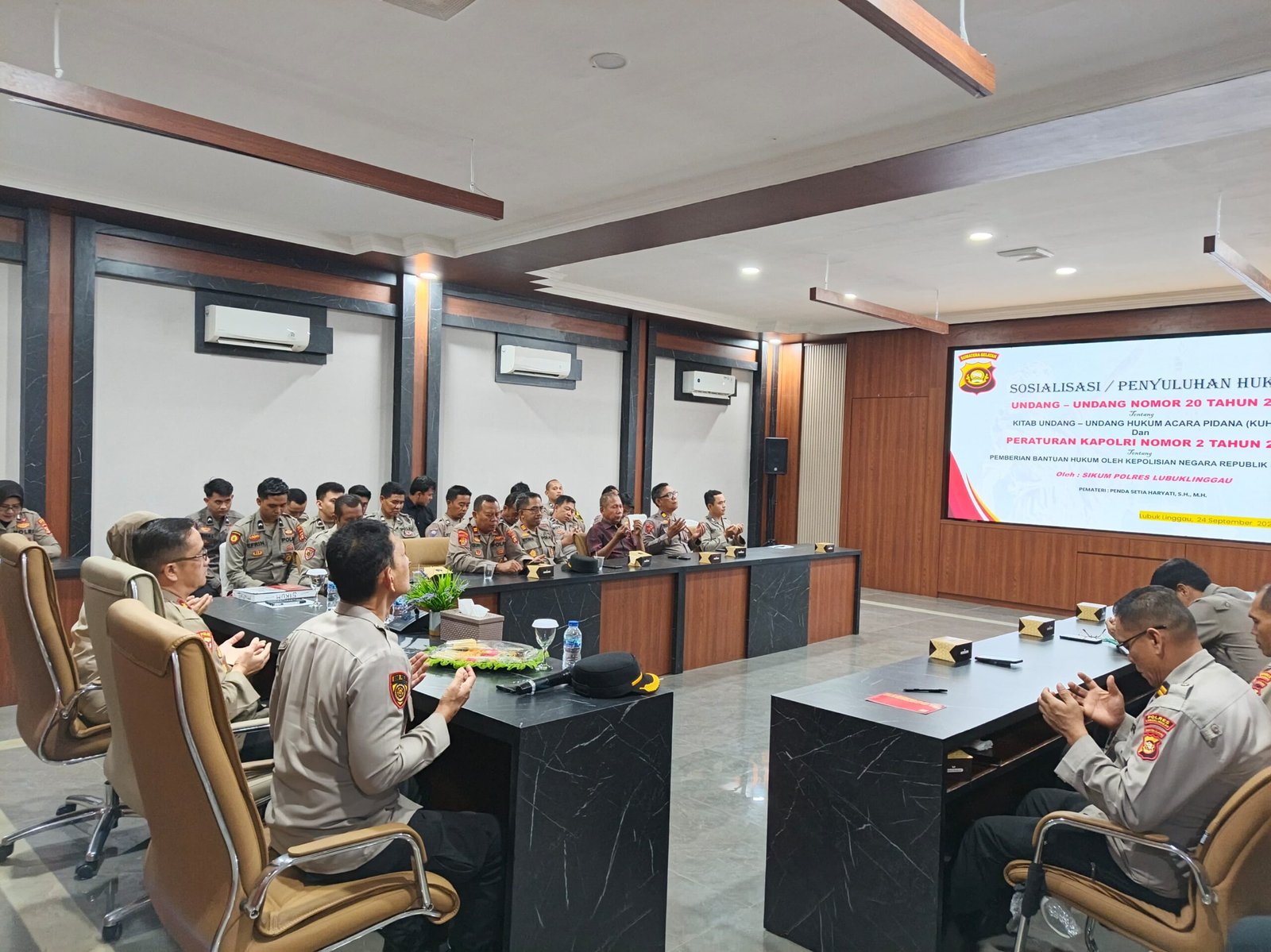Dibuka Secara Resmi, Polres Lubuk Linggau Menggelar Kegiatan Sosialisasi Sekaligus Penyuluhan Hukum Bagi Jajaran