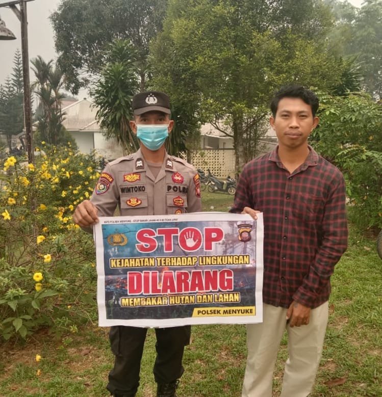 Hindari Terjadinya Kebakaran Hutan, Samapta Polsek Menyuke Himbau Warga Antisipasi Karhutla