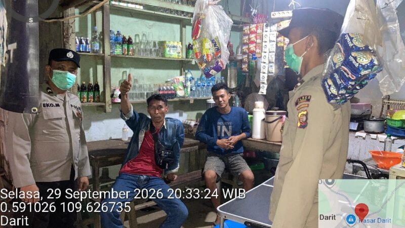Sambangi Warga Di Malam Hari Samapta Polsek Menyuke Laksanakan Patroli Malam