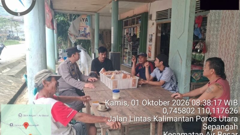 Patroli Humanis, Polsek Air Besar Ajak Masyarakat Tingkatkan Kewaspadaan terhadap Kejahatan