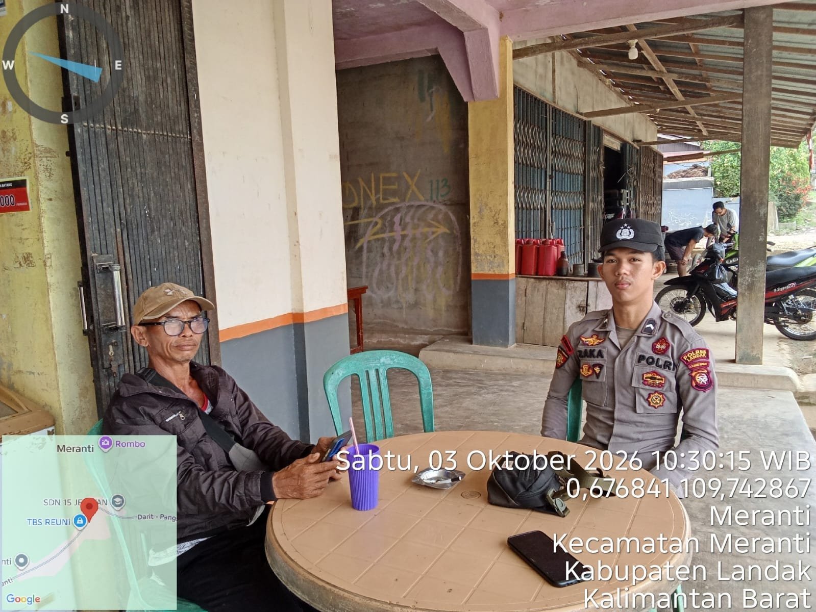 “Patroli Siang Polsek Meranti Sambangi Warga, Polisi Sampaikan Imbauan Cegah Kejahatan”