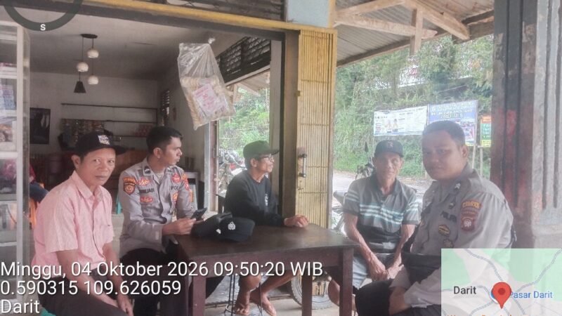 Patroli Siang Hari Samapta Polsek Menyuke Berikan imbauan Kepada Warga